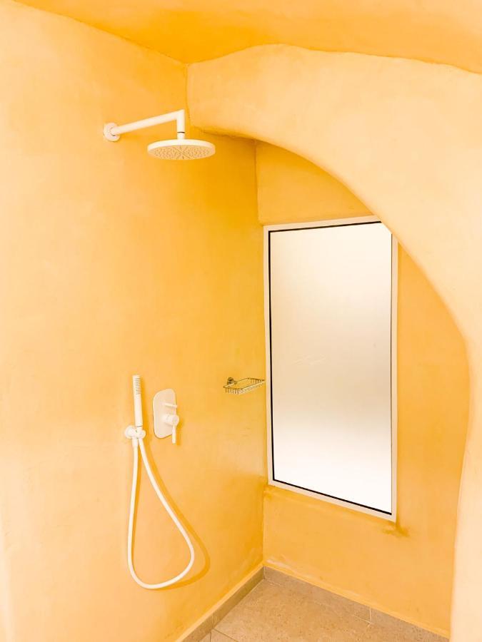 M Residence Santorini Johnnie Cave Фіра Екстер'єр фото