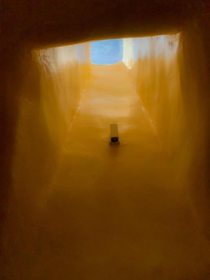 M Residence Santorini Johnnie Cave Фіра Екстер'єр фото